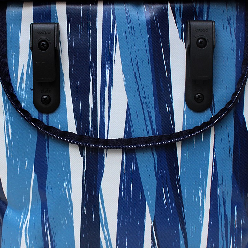 Gepäckträgerhaken der Fahrradtasche Indigo, Nahaufnahme