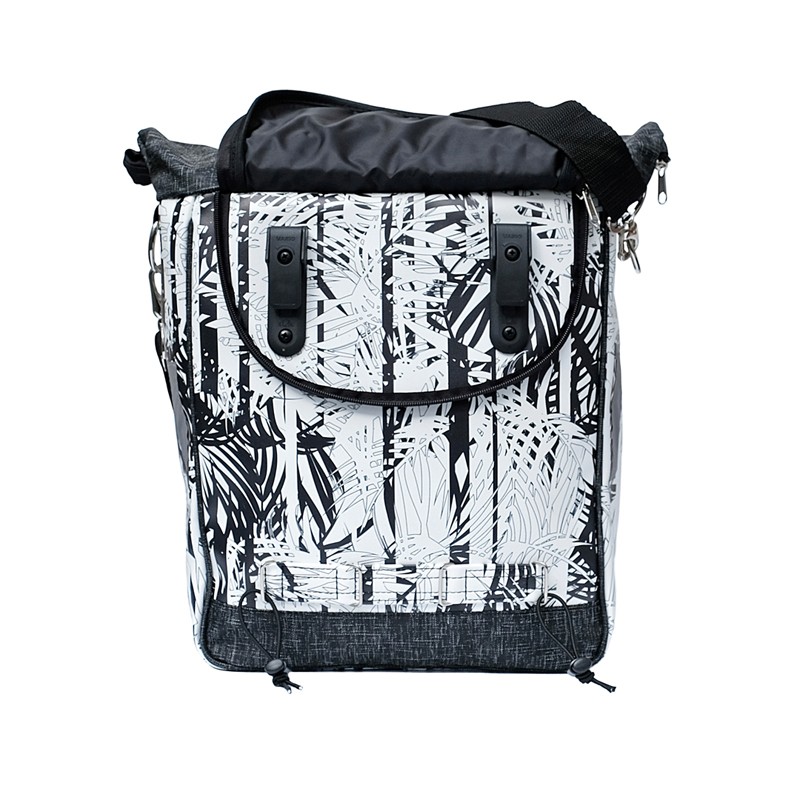 Rückseite der Fahrradtasche Palmeras mit Gepäckträgerhaken