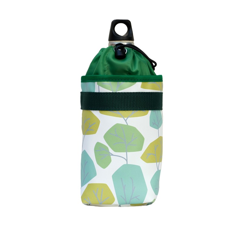 Snackbag Bosque als Flaschenhalter mit Trinkflasche