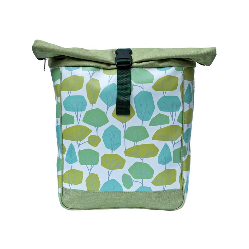 Fahrradrucksack Damen Bosque von Ikuri, Vorderansicht: Rolltop mit Baum-Motiv in Grüntönen