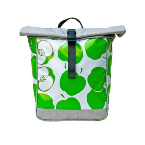 Bunter Rucksack Damen Manzanas grün von Ikuri, Vorderansicht mit Apfel-Print