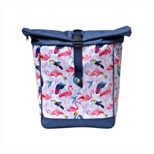 Bunter Rucksack Damen Pajaros von Ikuri, Vorderansicht mit Flamingo- und Tukan-Print
