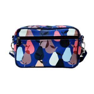 Lenkertasche Peras blau von Ikuri mit bunten Birnen, Vorderansicht