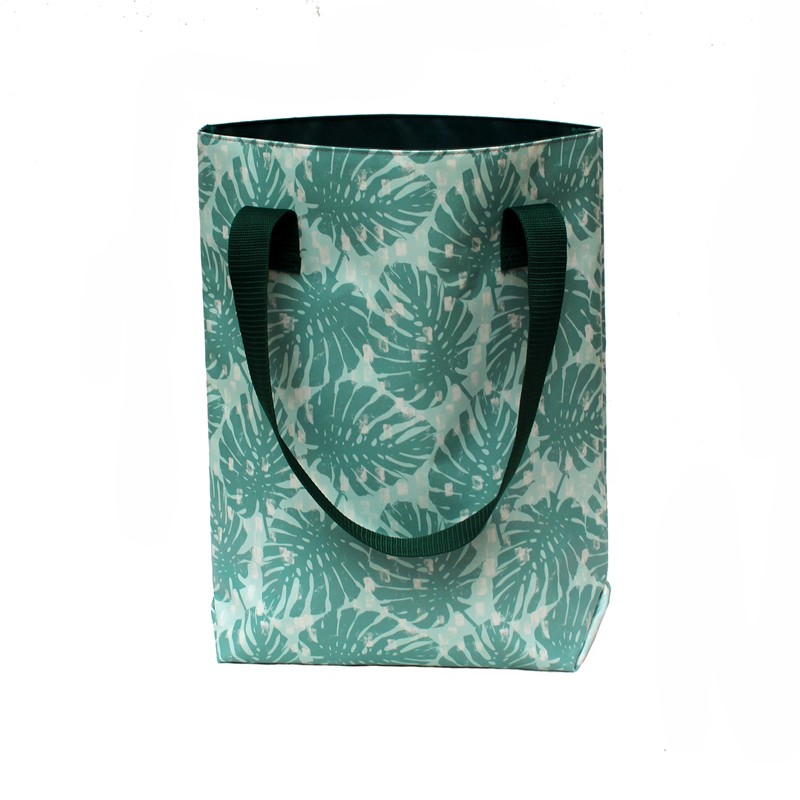 Shopper Tasche Damen Monstera von Ikuri mit Monstera-Blättern, Vorderansicht